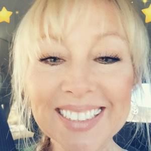 Meet your Posher, Shellie